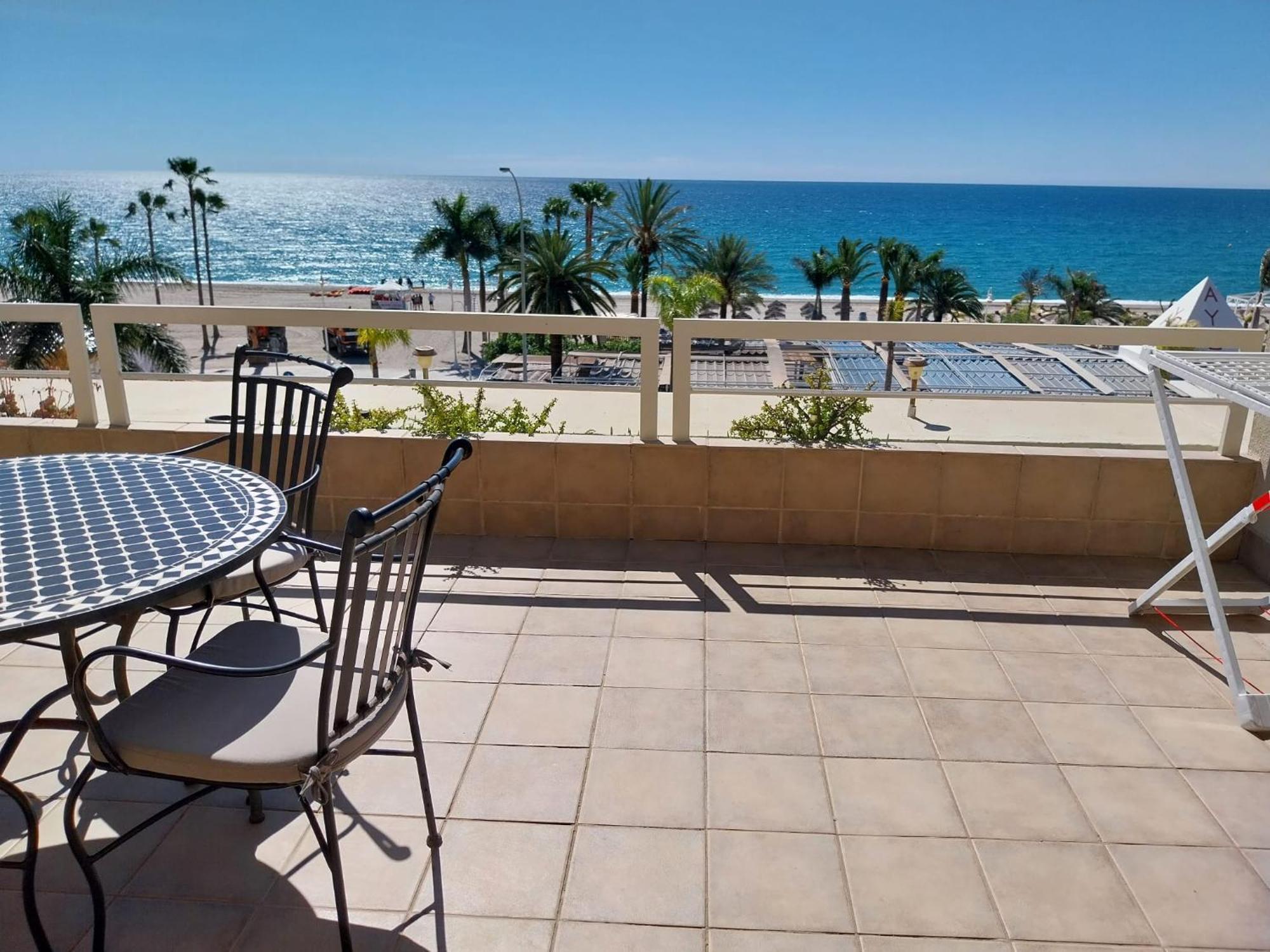 Home4Holidays Nerja Eksteriør bilde