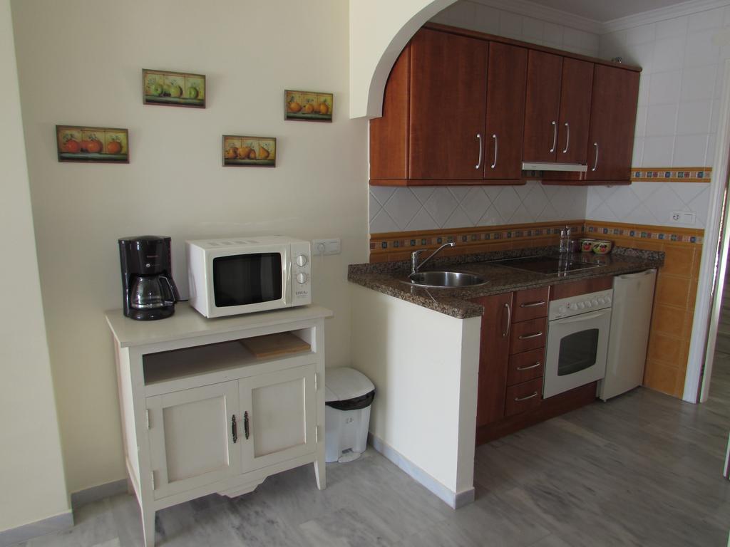 Home4Holidays Nerja Rom bilde